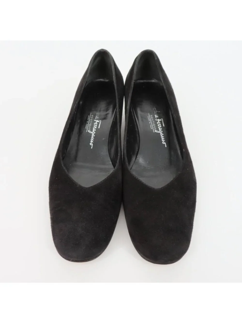 Salvatore Ferragamo 7.5 B Black Suede Tortoise Shell Design Heel Round Toe Italy